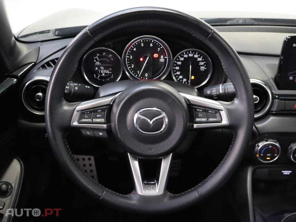 Mazda MX-5 1.5 SKY- G  Evolve Navi