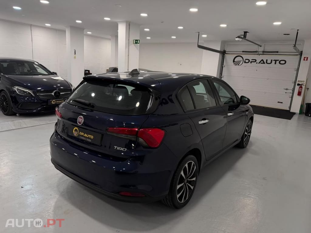 Fiat Tipo 1.3 M-Jet Lounge Tech J17