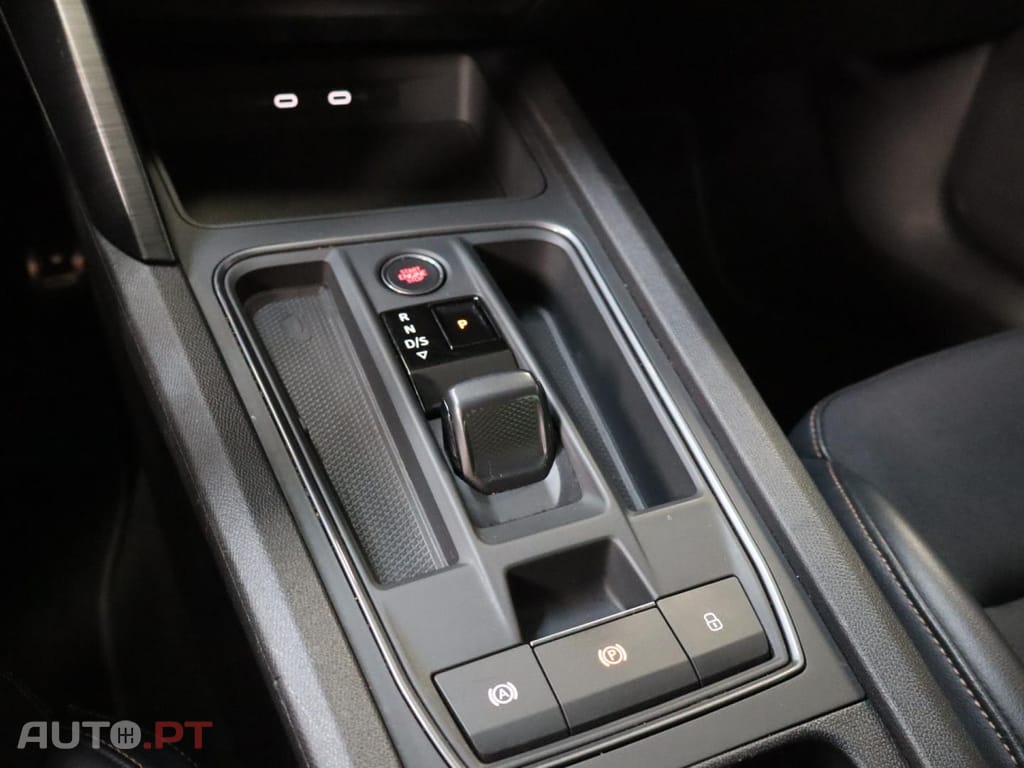 Cupra Leon 1.4 e-HYBRID DSG MID