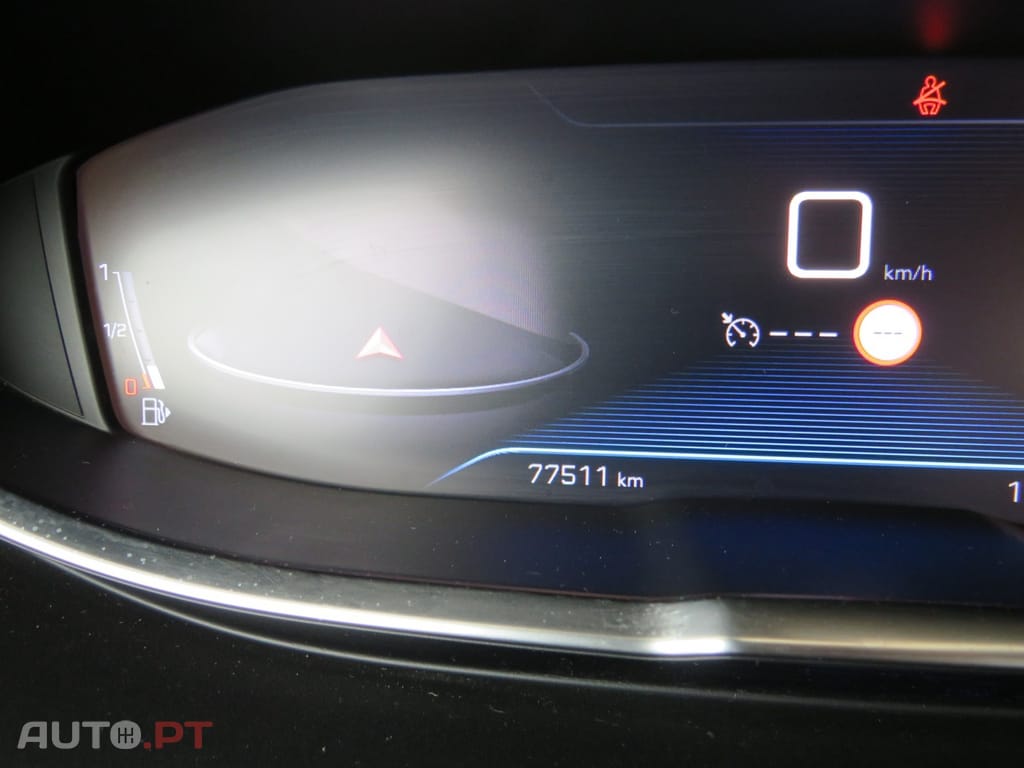 Peugeot 5008 1.5 BlueHDi Allure