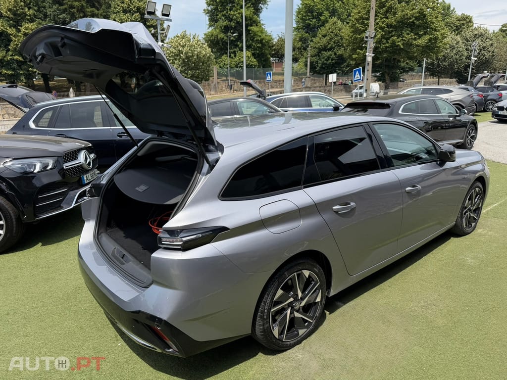 Peugeot 308 SW 1.6 Hybrid Allure Pack e-EAT8