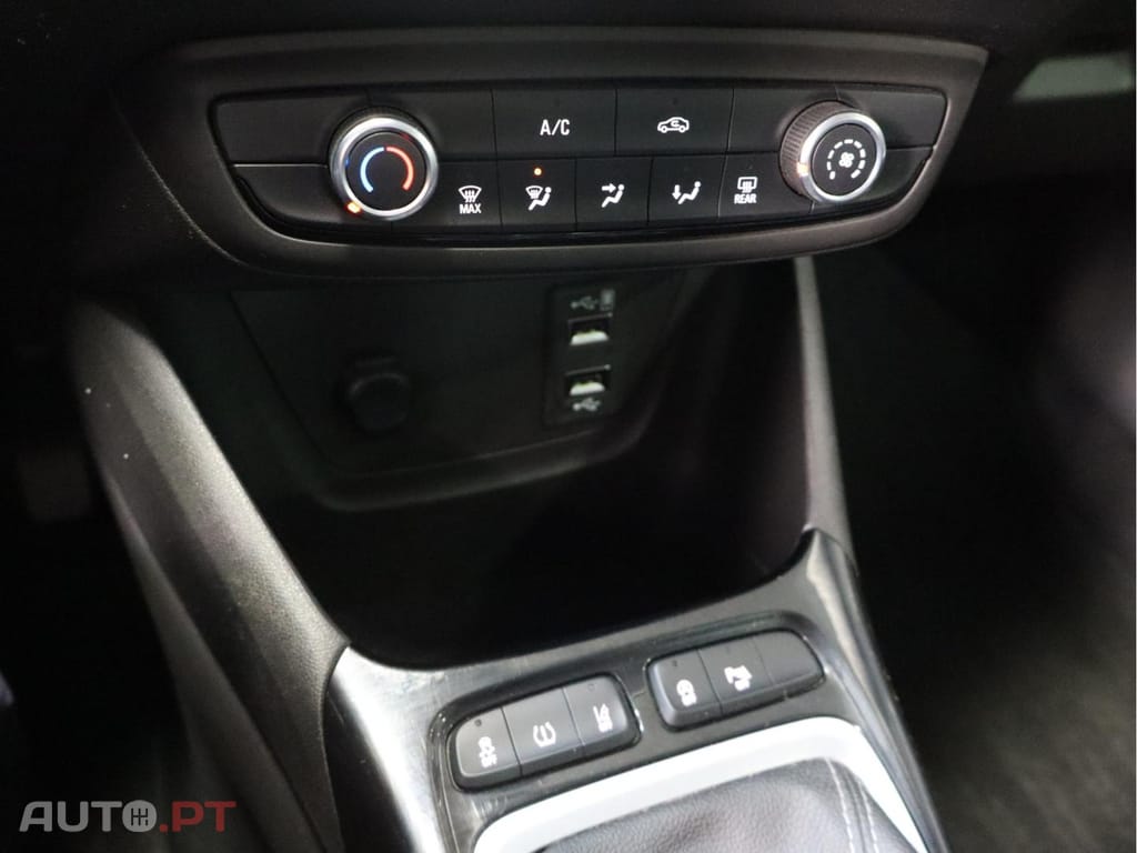 Opel Crossland 1.2 T Elegance