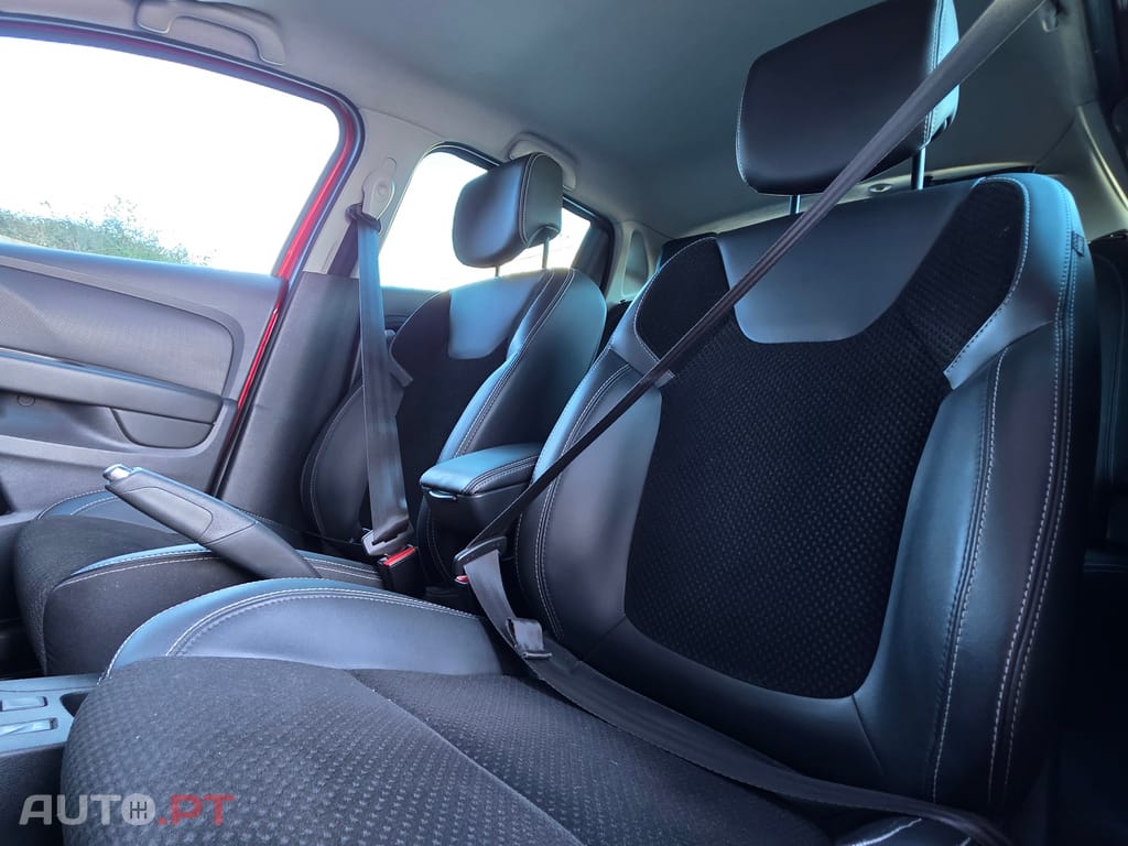 Renault Clio Limited