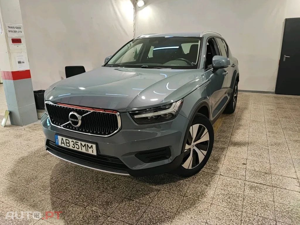 Volvo XC40 1.5 T5 PHEV Momentum