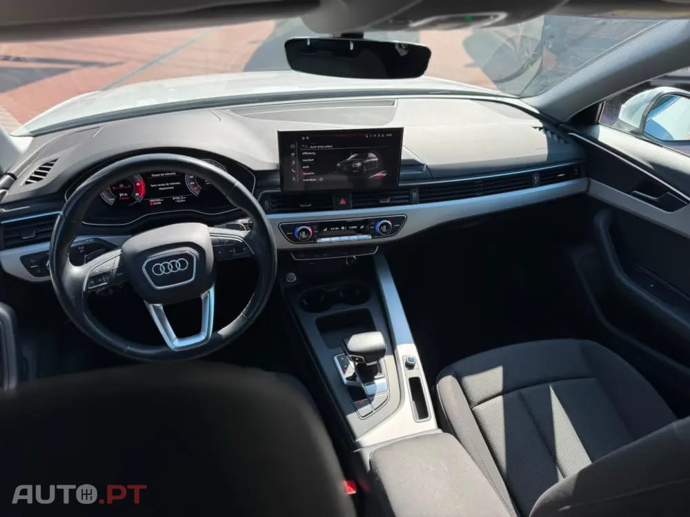 Audi A4 2.0 TDI multitronic Business Line