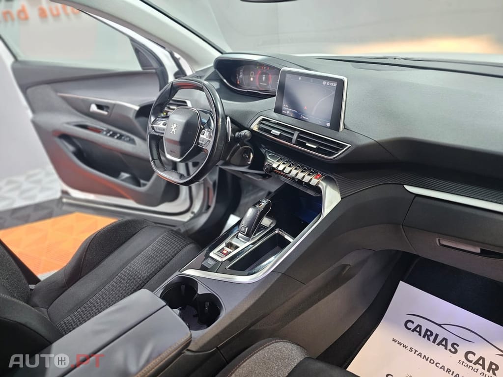 Peugeot 5008 1.5 BlueHDi Allure EAT8