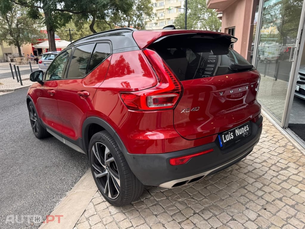 Volvo XC40 2.0 T5 R-Design