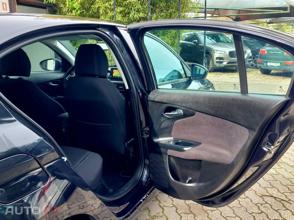 Fiat Tipo 1.3 M-Jet Lounge Tech J17