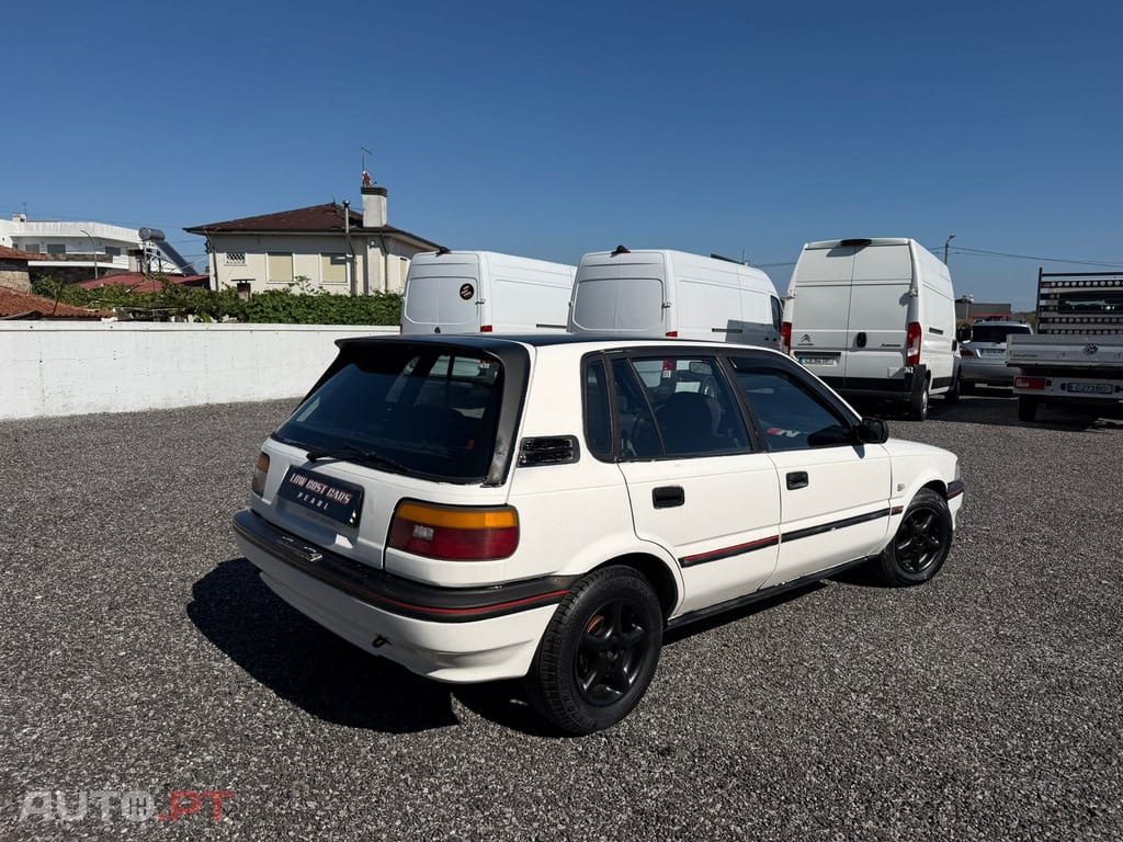 Toyota Corolla 1.3 Gold Line