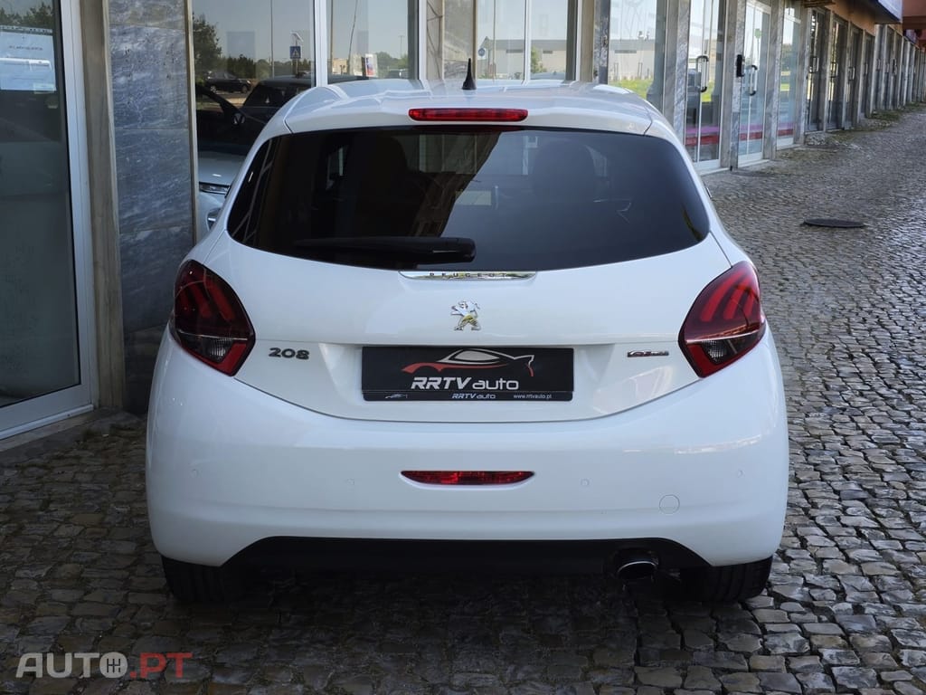 Peugeot 208 1.2 PureTech GT Line