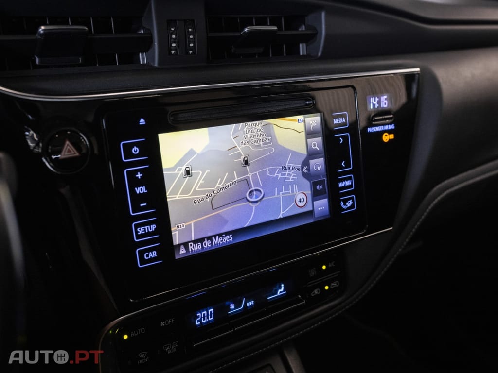 Toyota Auris Touring Sports 1.8 HSD Sport+Navi
