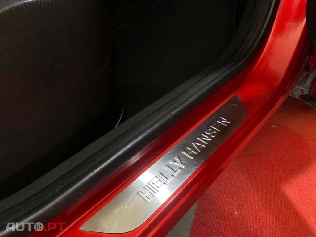 Renault Captur 1.5 DCi Helly Hansen