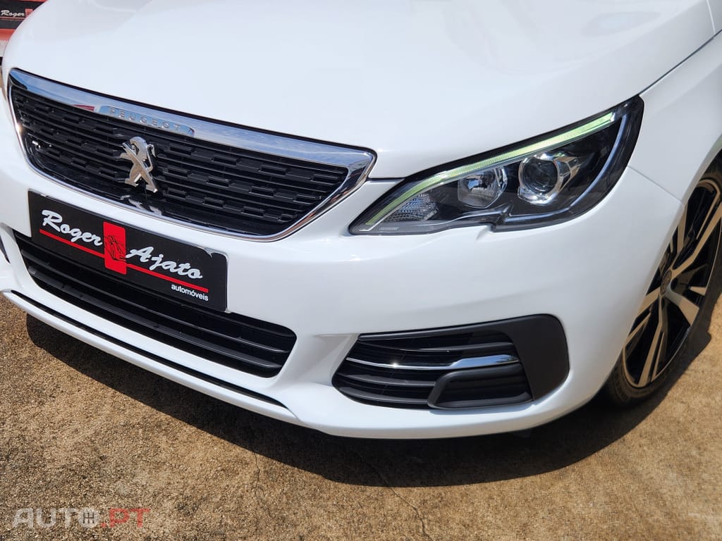Peugeot 308 1.5 BlueHDi Business Line