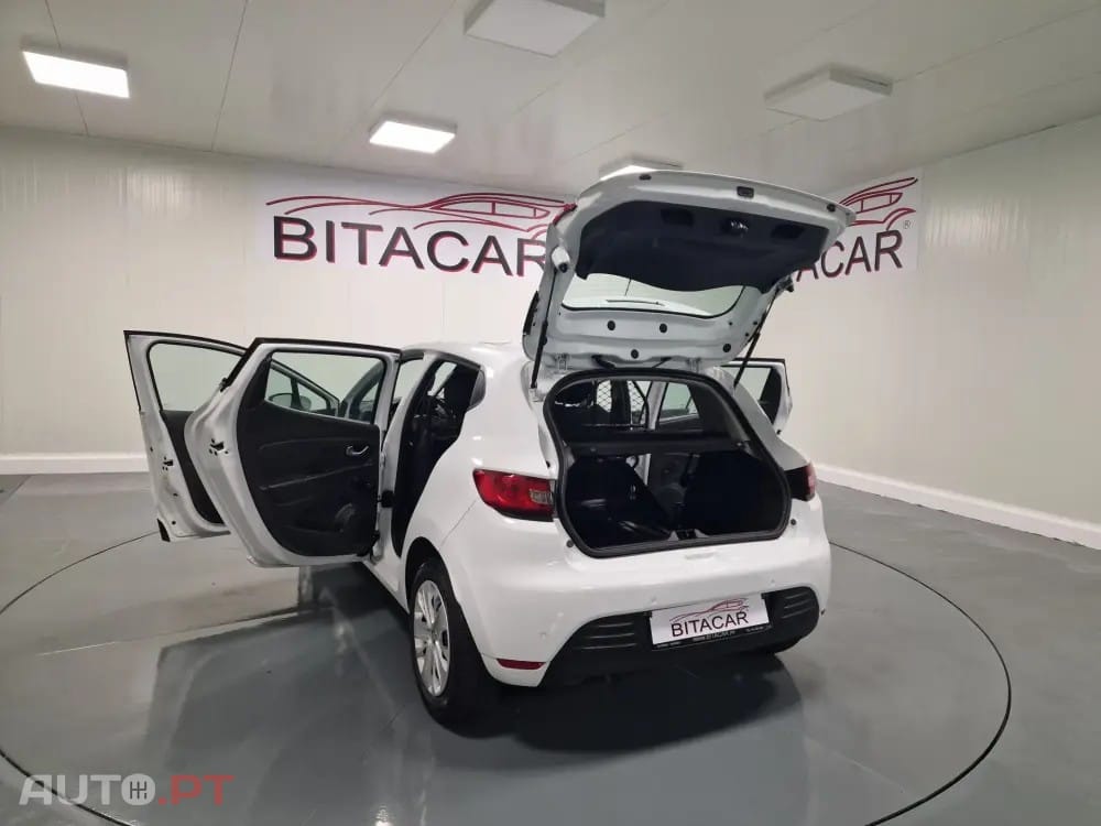 Renault Clio SOCIETE 1.5Dci  90CV GPS INTENS IVA DEDUTIVEL