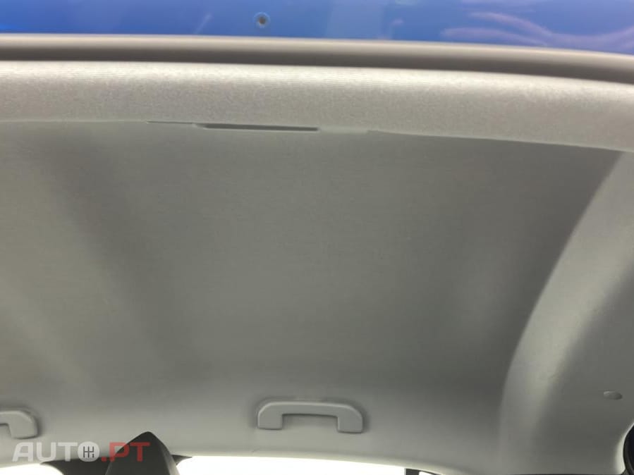 Peugeot E-208 Allure