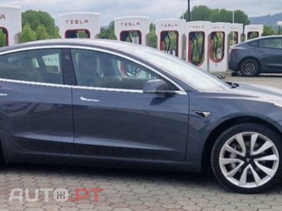 Tesla Model 3 Standard Range Plus RWD