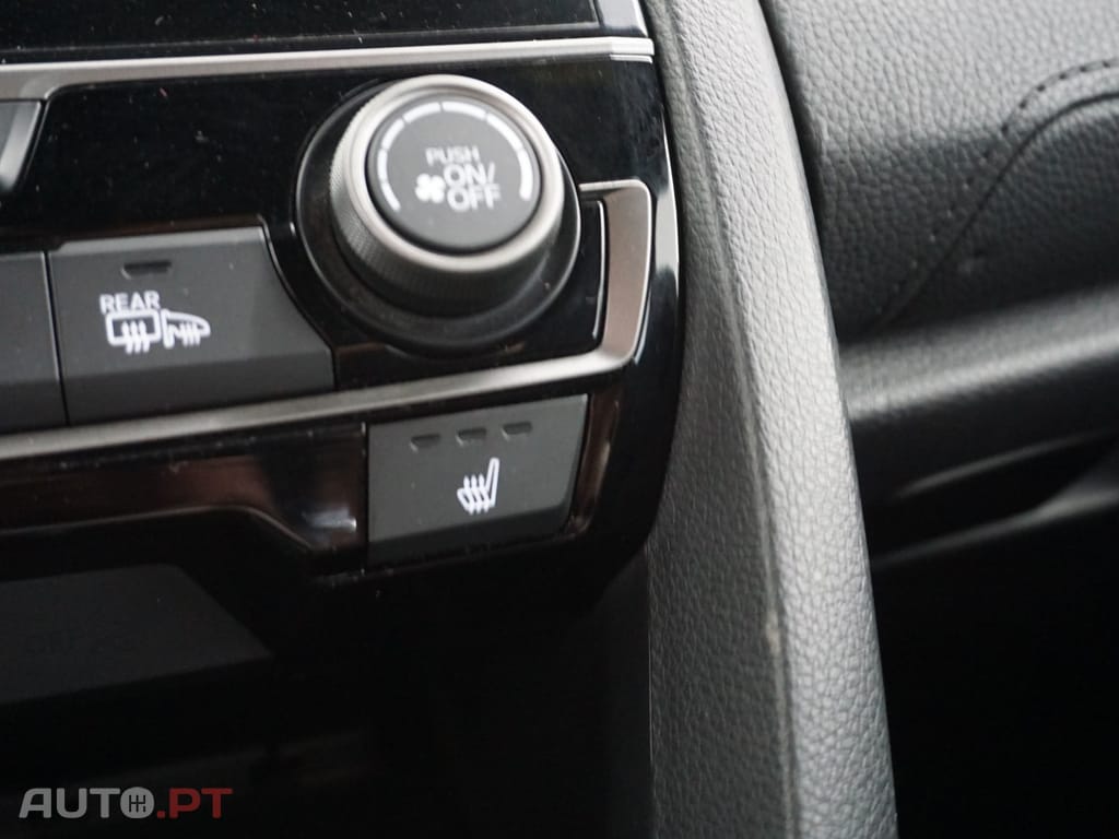 Honda Civic 1.6 i-DTEC Elegance Navi