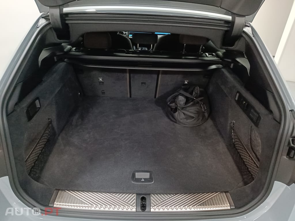 BMW 530 e xDrive Pack Desportivo M Pro