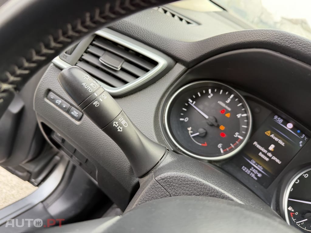 Nissan Qashqai 1.6 Tekna Sport 18