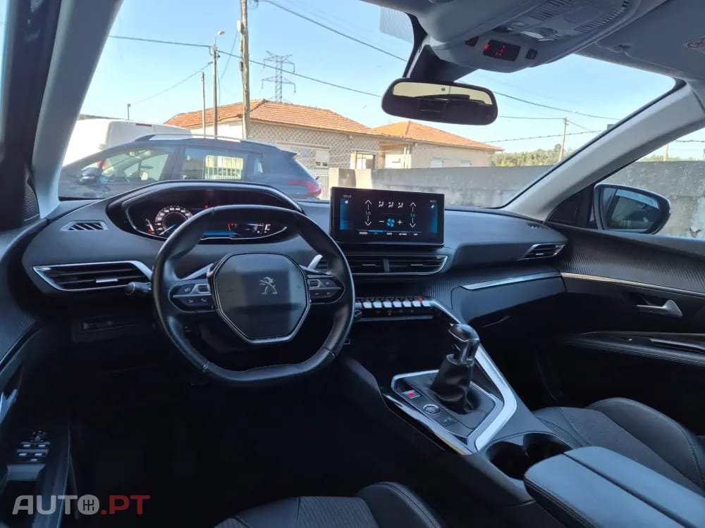 Peugeot 3008 1.5 BlueHDi Allure