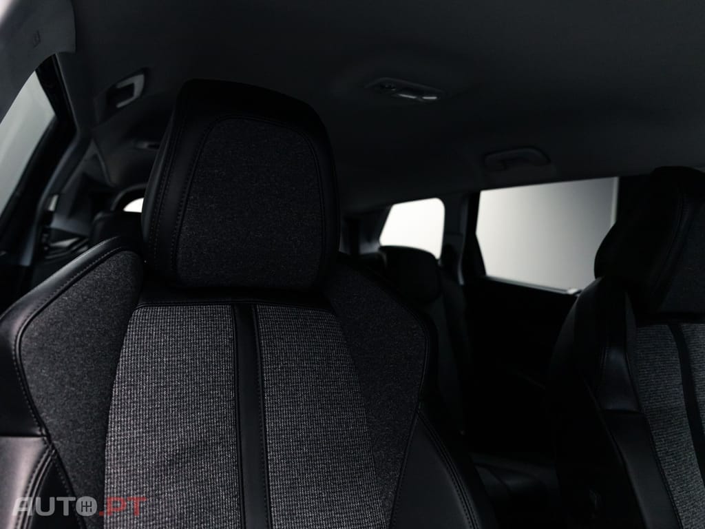 Peugeot 5008 1.5 BlueHDi Allure EAT8