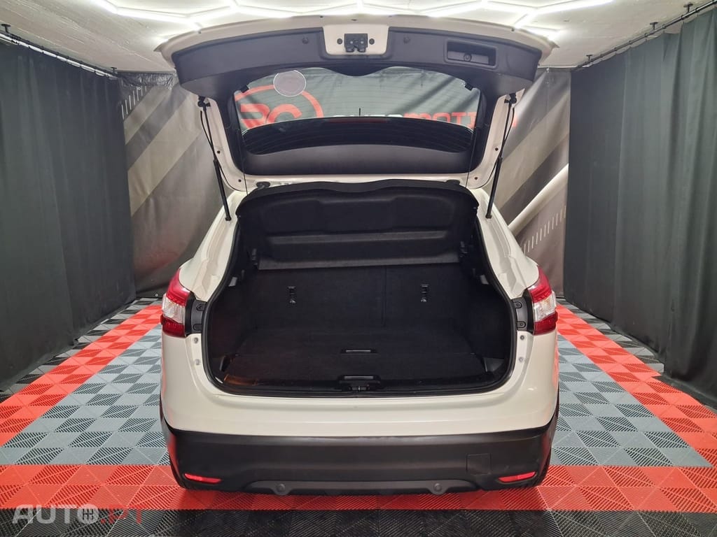 Nissan Qashqai 1.6 dCi Tekna Xtronic