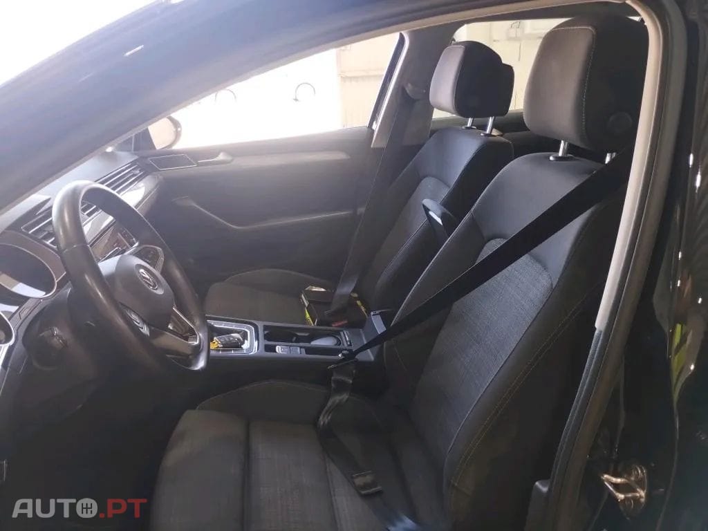 Volkswagen Passat Variant 2.0 TDi Business DSG