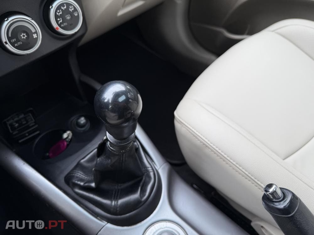 Mitsubishi Outlander 2.0 DI-D Intense 4WD