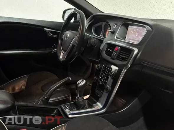Volvo V40 1.6 D2 R-Design