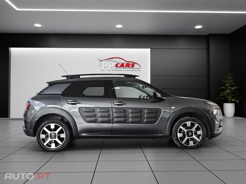 Citroen C4 Cactus 1.6 BlueHDi Shine