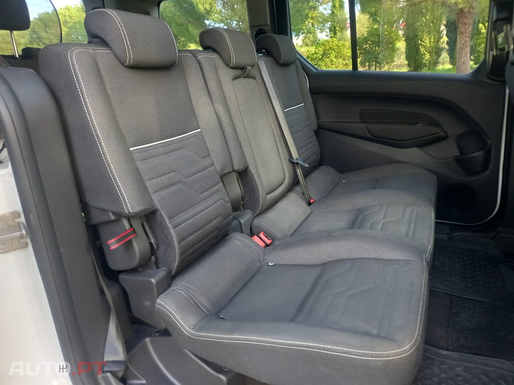Ford Tourneo Connect Titanium