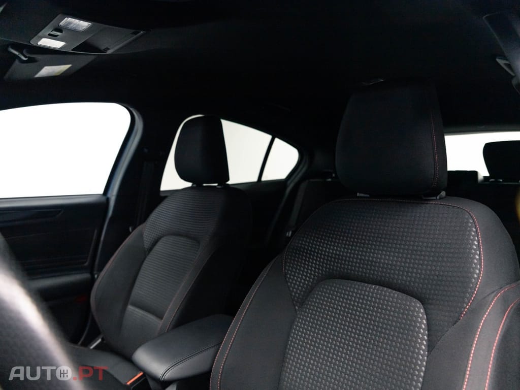 Ford Focus 1.0 EcoBoost MHEV ST-Line