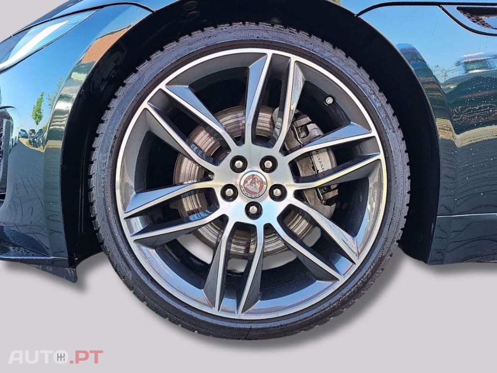Jaguar F-Type P300 Cabriolet R-Dynamic