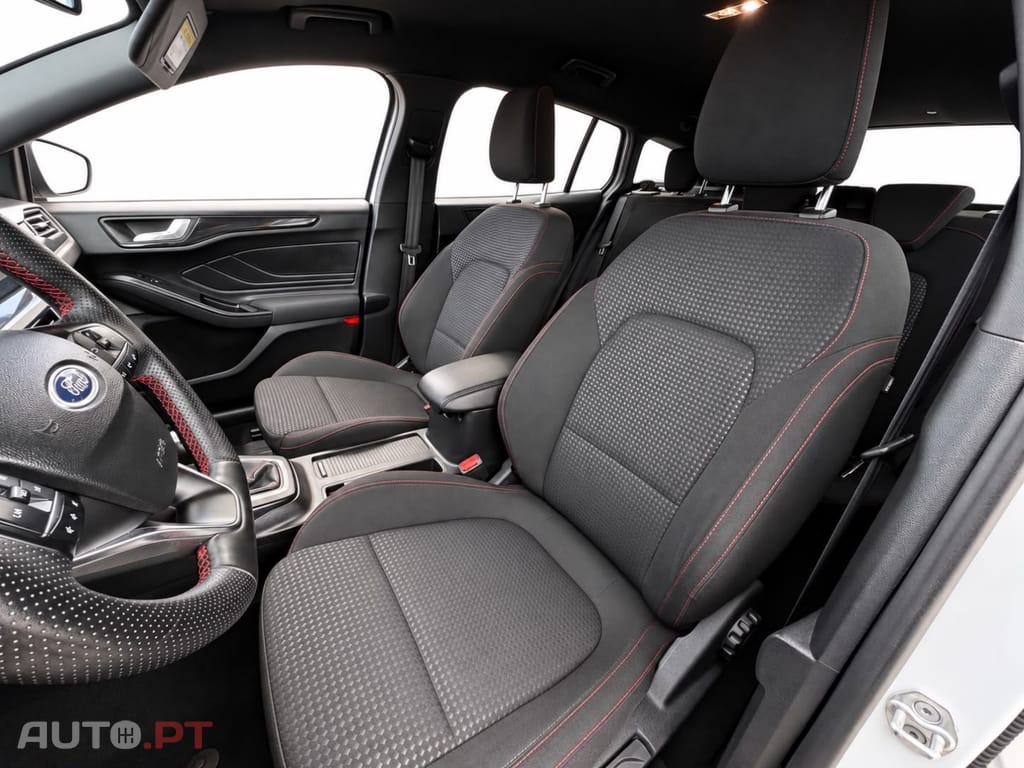 Ford Focus ST LINE