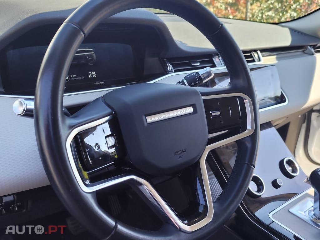Land Rover Evoque P300