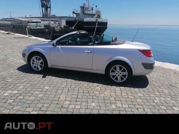 Renault Mégane Cabrio Karmann Ghia full extras