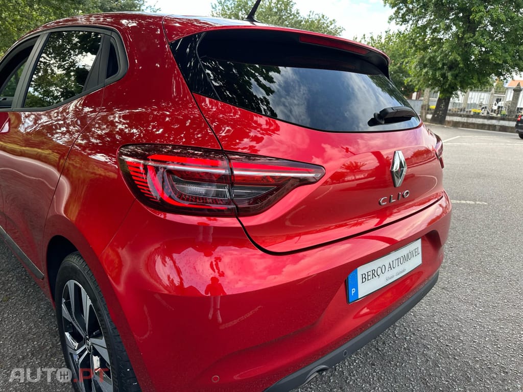 Renault Clio 1.0 TCe Exclusive CVT