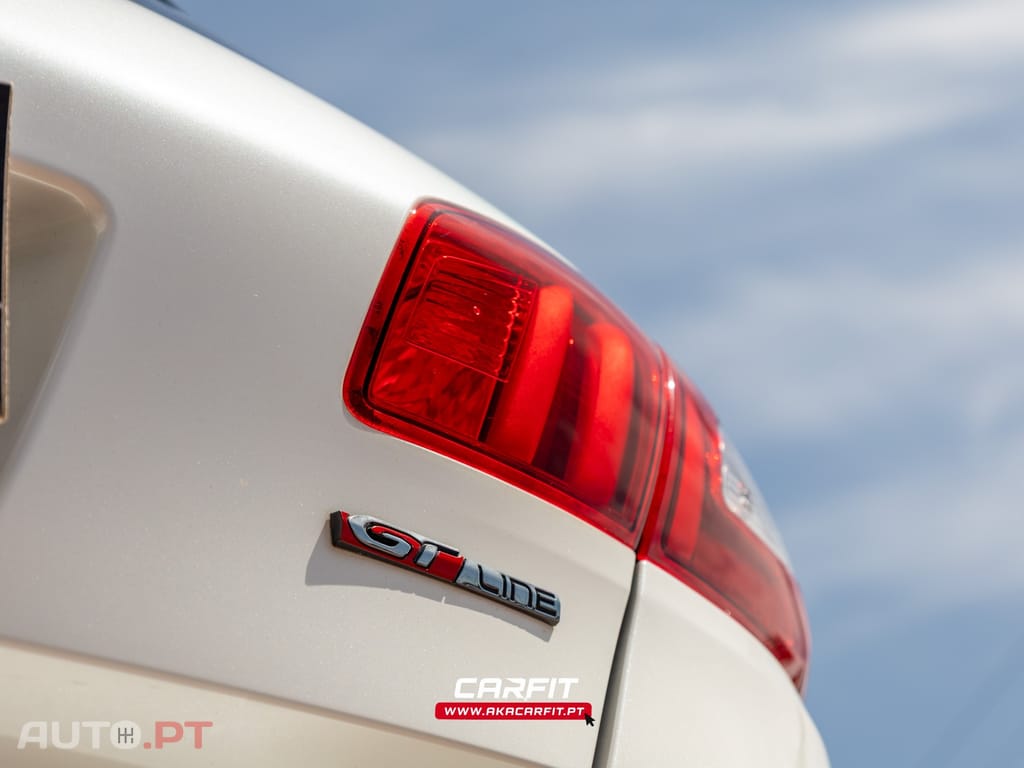 Peugeot 308 1.5 BlueHDi GT Line — fotografia 11