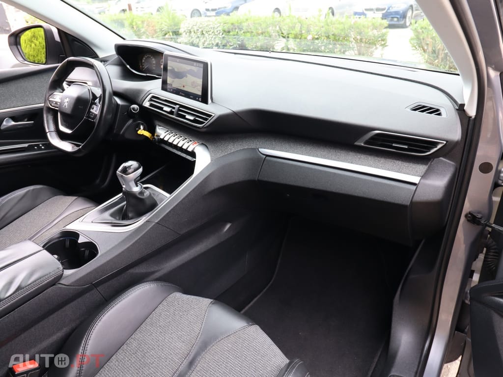 Peugeot 3008 1.6 BlueHDi Allure