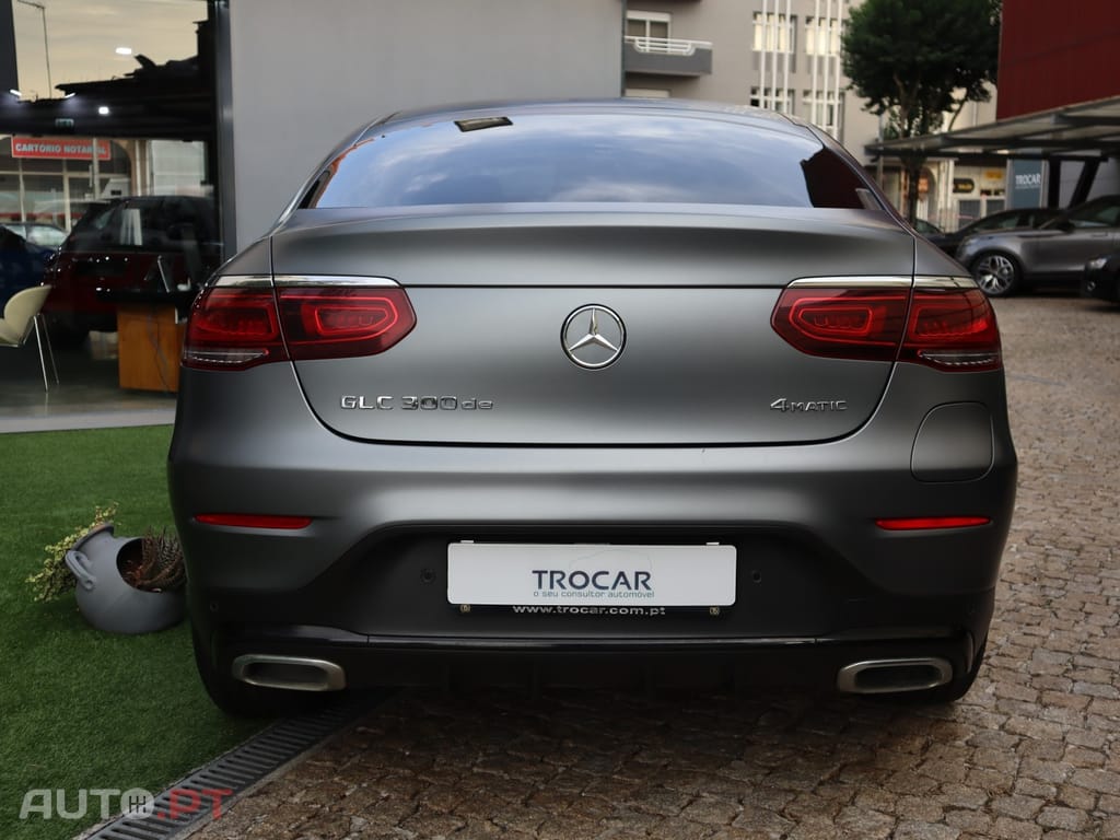 Mercedes-Benz GLC 300 de Coupe 4Matic 9G-TRONIC AMG Line
