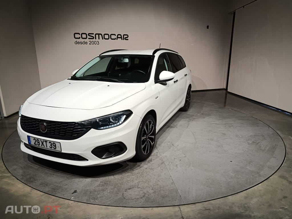 Fiat Tipo 1.6 M-Jet Lounge 