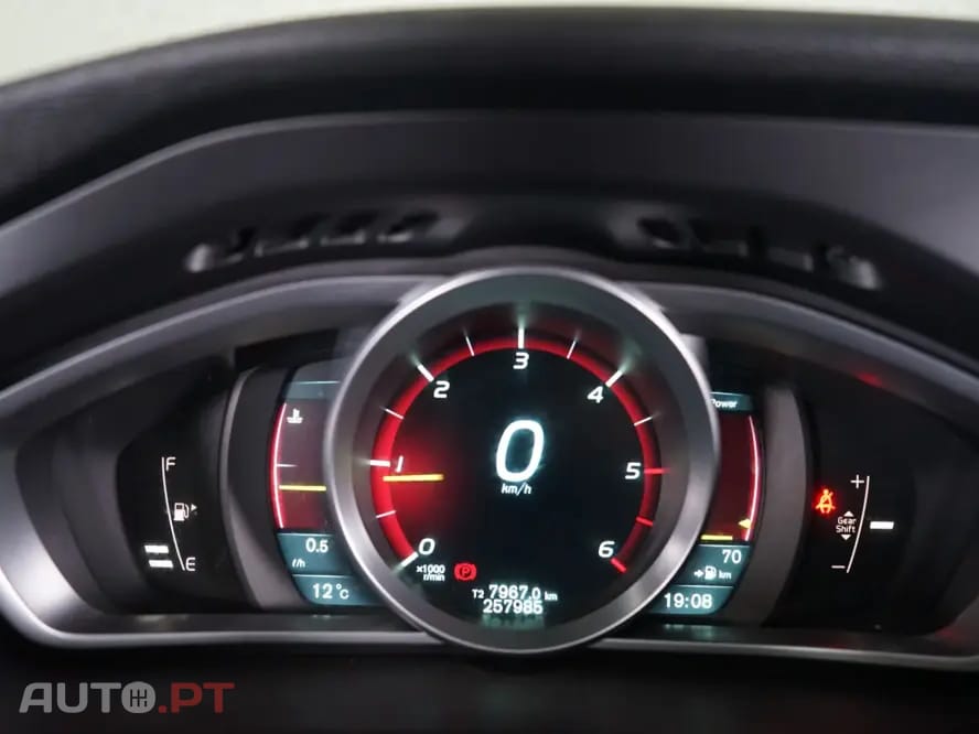 Volvo V40 1.6 D2 Summum