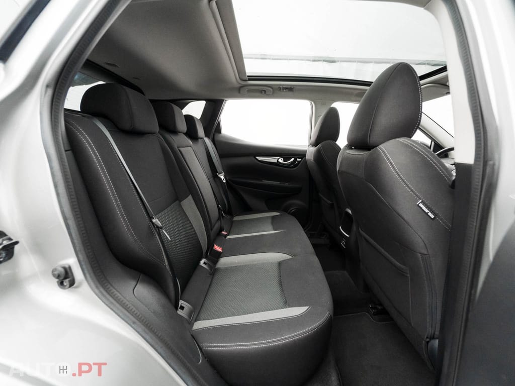 Nissan Qashqai 1.5 dCi N-Connecta