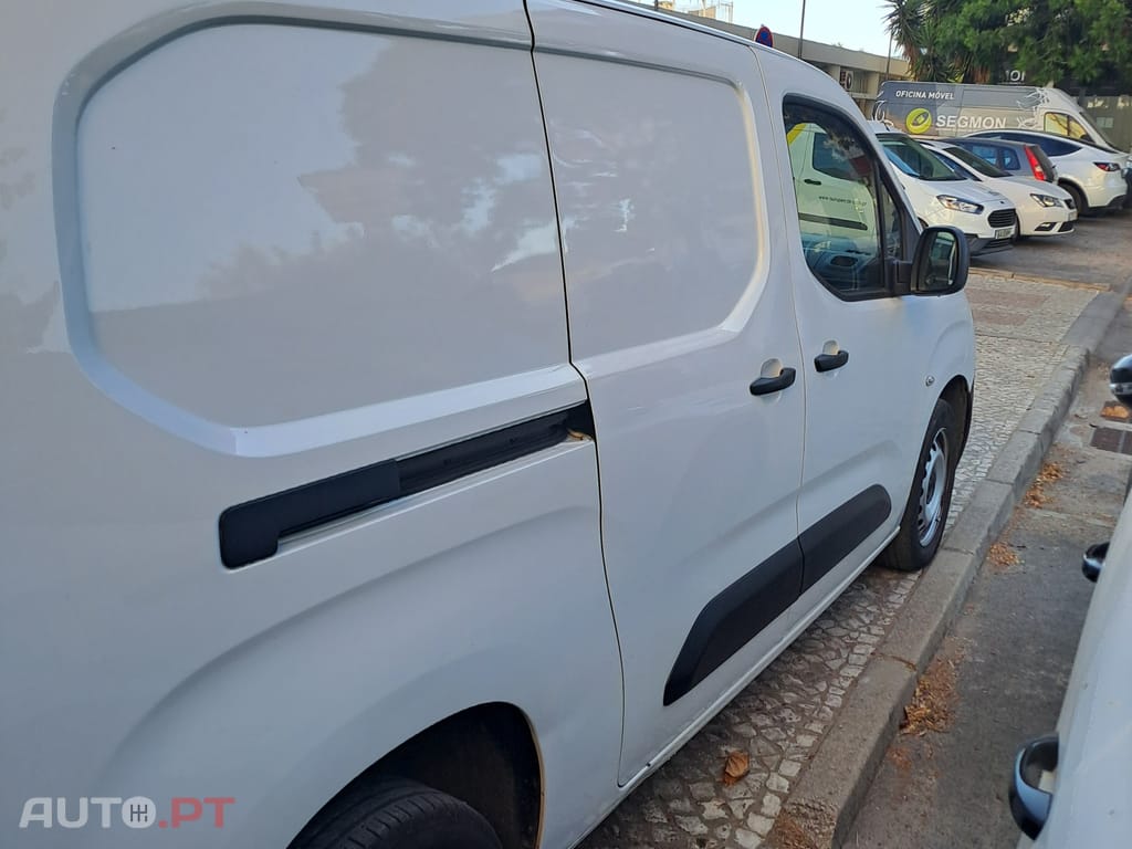 Citroen e-Berlingo Blue