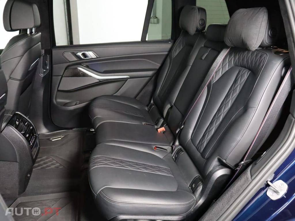 BMW X7 xDrive40d Pack M 