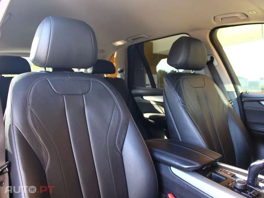 BMW X5 25 d sDrive Comfort 7L