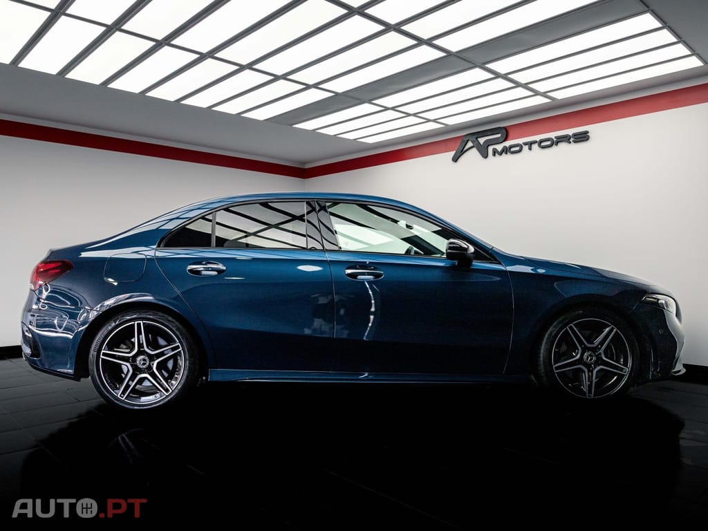 Mercedes-Benz A 250 e AMG Line