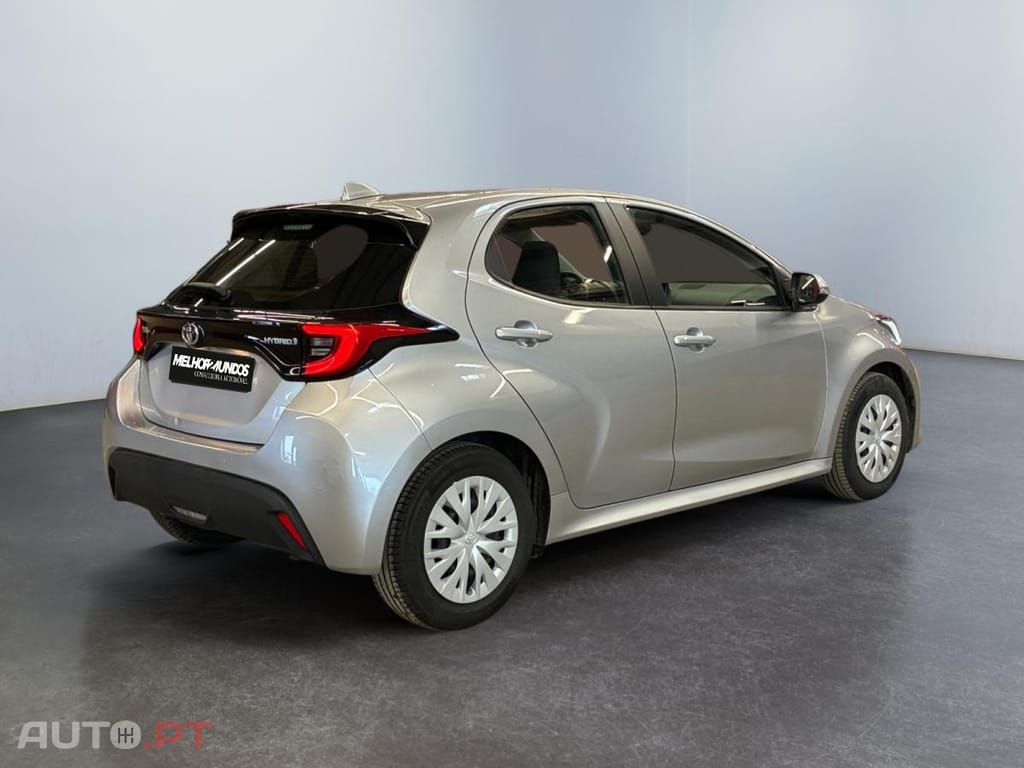 Toyota Yaris 1.5 HDF Dynamic Business  MY22