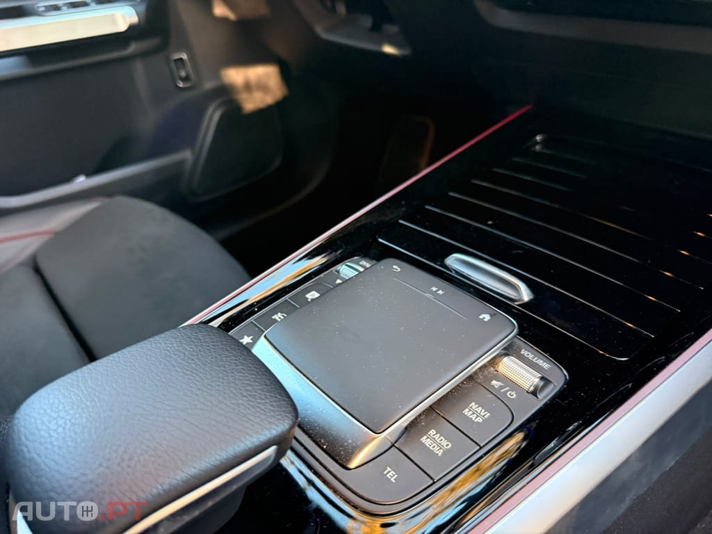 Mercedes-Benz EQB 250 AMG Line