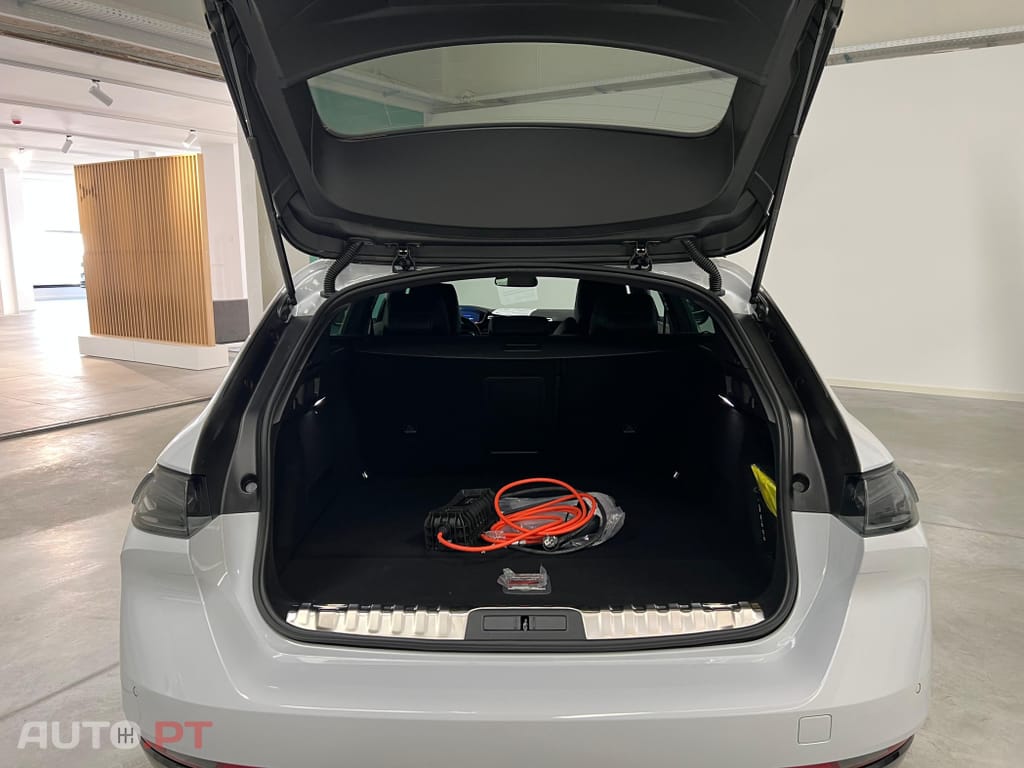 Peugeot 508 1.6 Hybrid Allure e-EAT8